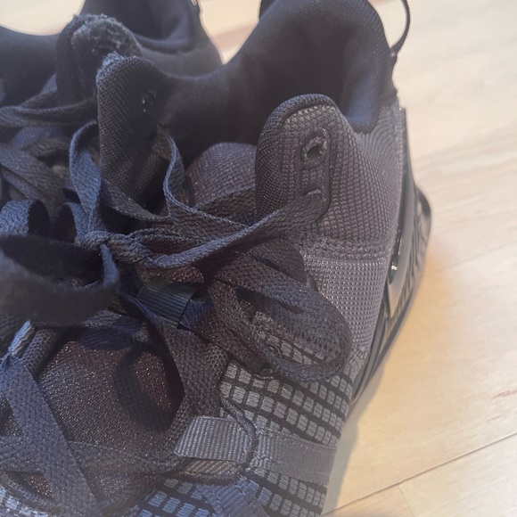 Nike Lebron Witness Vii Basketball Shoe - Picture 3 of 9